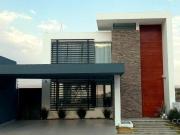 CASA EN VENTA ZANDA RESIDENCIAL VISTA A LA CIUDAD PRECIO...