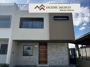 Casa en Venta Zapopan Coto Parques Vallarta Solares
