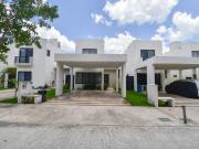 Casa en venta | ZENSIA CONKAL | ENTREGA INMEDIATA |