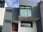 CASA EN VENTA ZIBATÁ