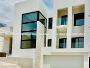 CASA EN VENTA ZONA CANTERAS $22,500,000