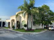 CASA EN VENTA ZONA CARRETERA NACIONAL MONTERREY