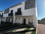 CASA EN VENTA, ZONA DEL CENTRO COMERCIAL VIA ALTA, AL... CASA EN VENTA, ZONA DEL CENTRO COMERCIAL VIA ALTA, AL...