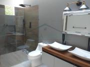 CASA EN VENTA, ZONA DORADA, VISTA HERMOSA