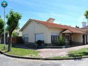 Casa en Venta Zona III de Miramar. Retasado a U$S 95000....