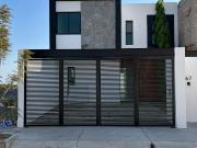 CASA EN VENTA Zona Norte Colima