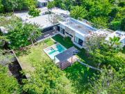 Casa en venta, zona norte de Mérida. Privada Hacienda Cholul