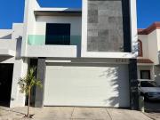 Casa en VENTA Zona Norte Portalegre de 3 recamaras...