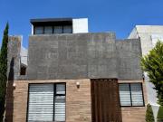 Casa en venta, Zona Plateada Pachuca. a 5 min de centro...