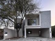 CASA EN VENTA ZONA SANTIAGO NUEVO LEÓN
