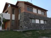CASA EN VENTA ZONA SUR BARRIO CERRADO LOS SAUCES