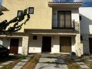 CASA EN VENTA – Fracc. Marroka Zona Sur Este, León Gto...
