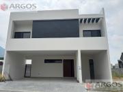 CASA EN VENTA ZONA URO