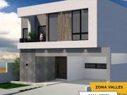 Casa en venta | Zona Valles, frente a parque