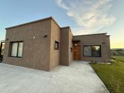 Casa en Venta/Alquiler 3 dorm San Ramon Pilar del Este