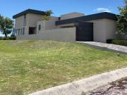 CASA EN VENTA/RENTA
