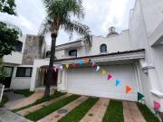 Casa en Venta/Renta dentro del condominio residencial...