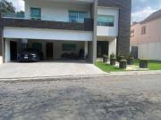 CASA EN VENTAVALLE ALTO