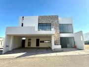 Casa en Ventura Residencial