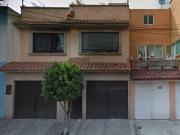 CASA EN VERTIZ NARVARTE CON 4 RECAMARAS