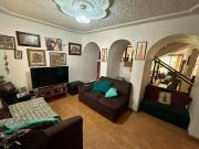 Casa en Victoria a espaldas del teatro galerias