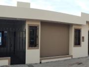 Casa en Villa Angela 90 viv. Independencia