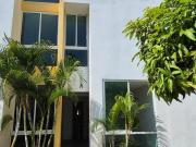 Casa en Villa Copacabana