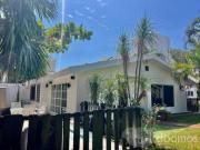 Casa en villa del lago