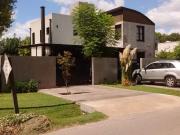 Casa en Villa Elisa