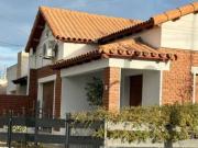 Casa en Villa Regina