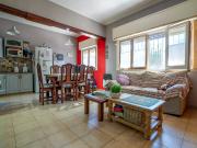 Casa con 3 dormitorios terraza y parrilla en Villa Urquiza