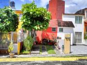 Casa en Villas de Xochitepec con vigilancia