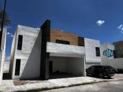 CASA EN VILLAS DEL RENACIMIENTO ! EN LA MEJOR CERRADA...