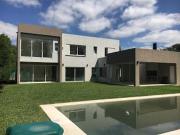 Casa en Weston barrio privado Francisco Alvarez