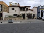 Casa en Zona Centro ALQUILER, 2 plantas, 5 dormitorios,...