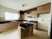 CASA EN ZONA CENTRO, SAN JUAN DEL RÍO, QUERÉTARO