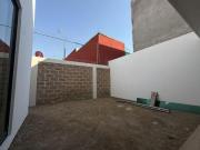 Casa en Zona Zerezotla, jardín amplio, 3 rec con baño,...