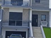 Casa encantadora com vista para o rio Casa encantadora com vista para o rio