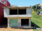 CASA ENORME EN OBRA NEGRA CERCA DEL MERCADO EN HUAUCHINANGO