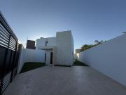 Casa Equipada de 3 Habitaciones y Piscina en Venta en Dzitya