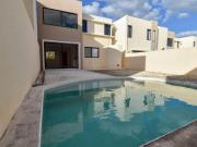 Casa equipada de 3 recámaras, piscina en Cumbres de...