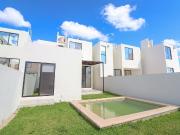 Casa Equipada en Venta en Privada de Conkal