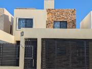 Bonita Casa equipada Semi Amueblada con Paneles Solares