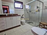 Casa espaÃ§osa com 3 quartos no SÃ£o Luiz