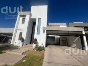 Casa espectacular en Docta! Imperdible!