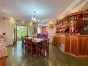 Casa espetacular com muito espaço 4 dorm e 2 Suítes, 479...