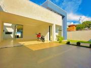 Casa Espetacular, Lote Inteiro com piscina !