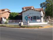 Casa Esquina Sobre Calle Ignacio De La Roza al Lado De...