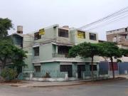 Casa Esquina y frente a parque