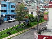 Casa esquinera con locales en Chiriyacu